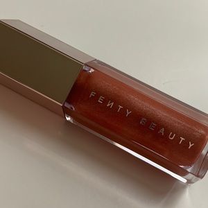 Fenty Gloss Bomb in Fenty Glow
